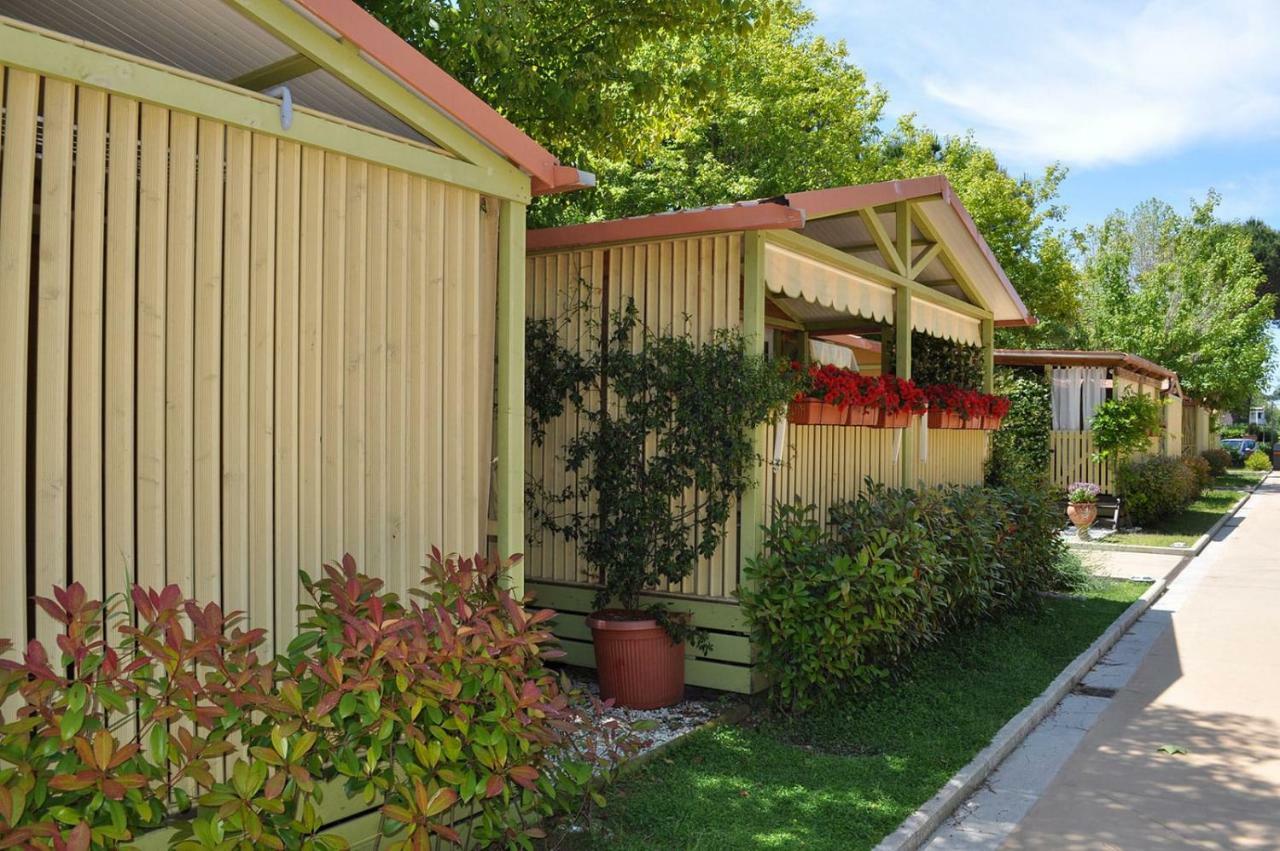 Camping Versilia Mare Hotel Lido di Camaiore Luaran gambar